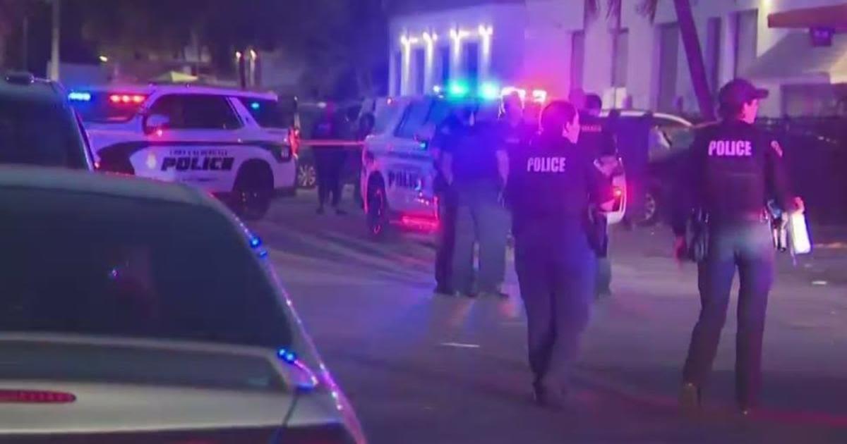 2 dead, 4 injured in Fort Lauderdale shooting