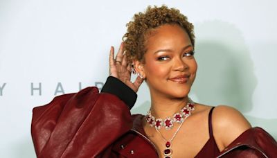 Rihanna opens up about the reality of postpartum hair loss