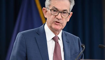 Powell avisa de que la Fed está preparada para mantener los tipos de interés de enquistarse la inflación