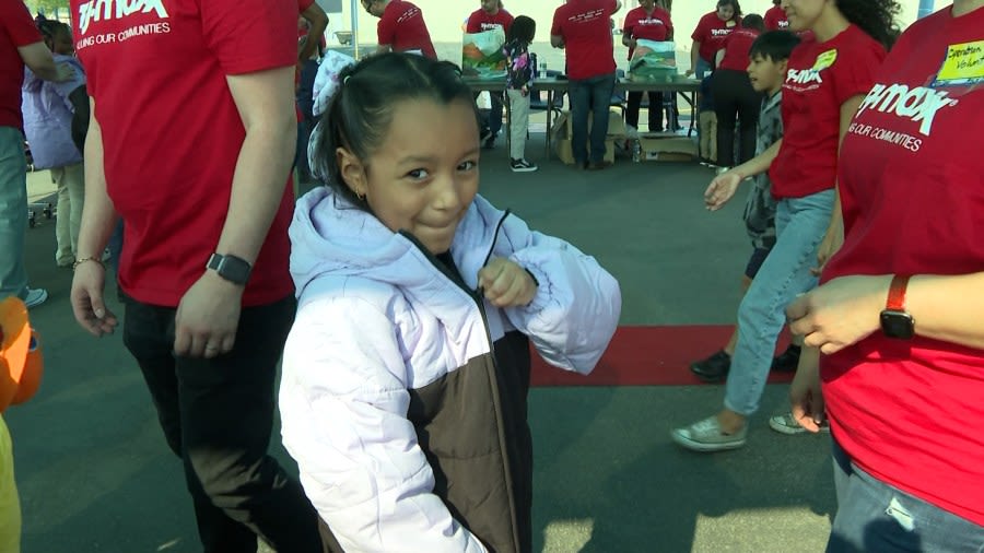 Hundreds of Las Vegas children get free coats for upcoming colder weather