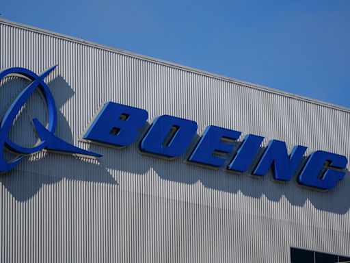 Troubled Boeing withdraws 30 percent salary increase offer to striking workers