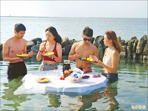 澎湖吉貝新玩法 享石滬漂浮早餐