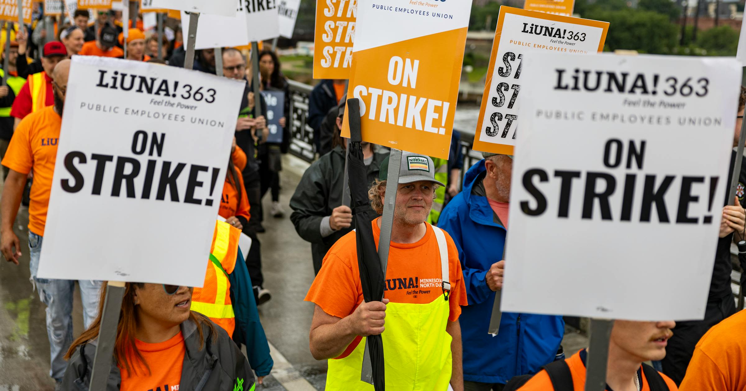 Striking workers reject latest contract offer from Minneapolis Park Board