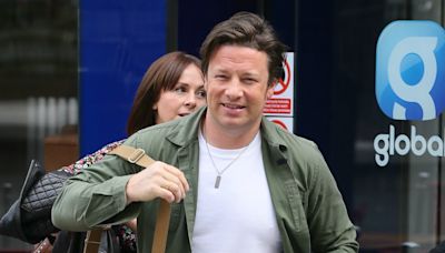 Jamie Oliver wants his kids to 'struggle as much as possible'