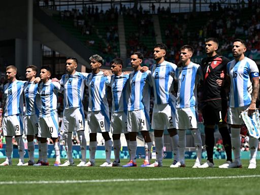 Argentina receive hostile reception as national anthem booed by crowds at Paris Olympics