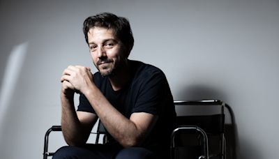 Diego Luna: “Si no alimentas también la vida fuera del escenario, te vas con tus películas muy solito”