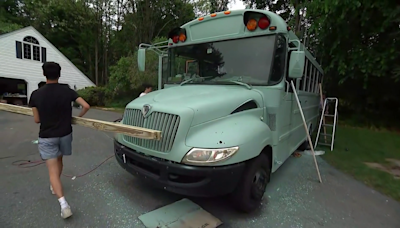 Milton Academy seniors refurbishing school bus for trip of lifetime