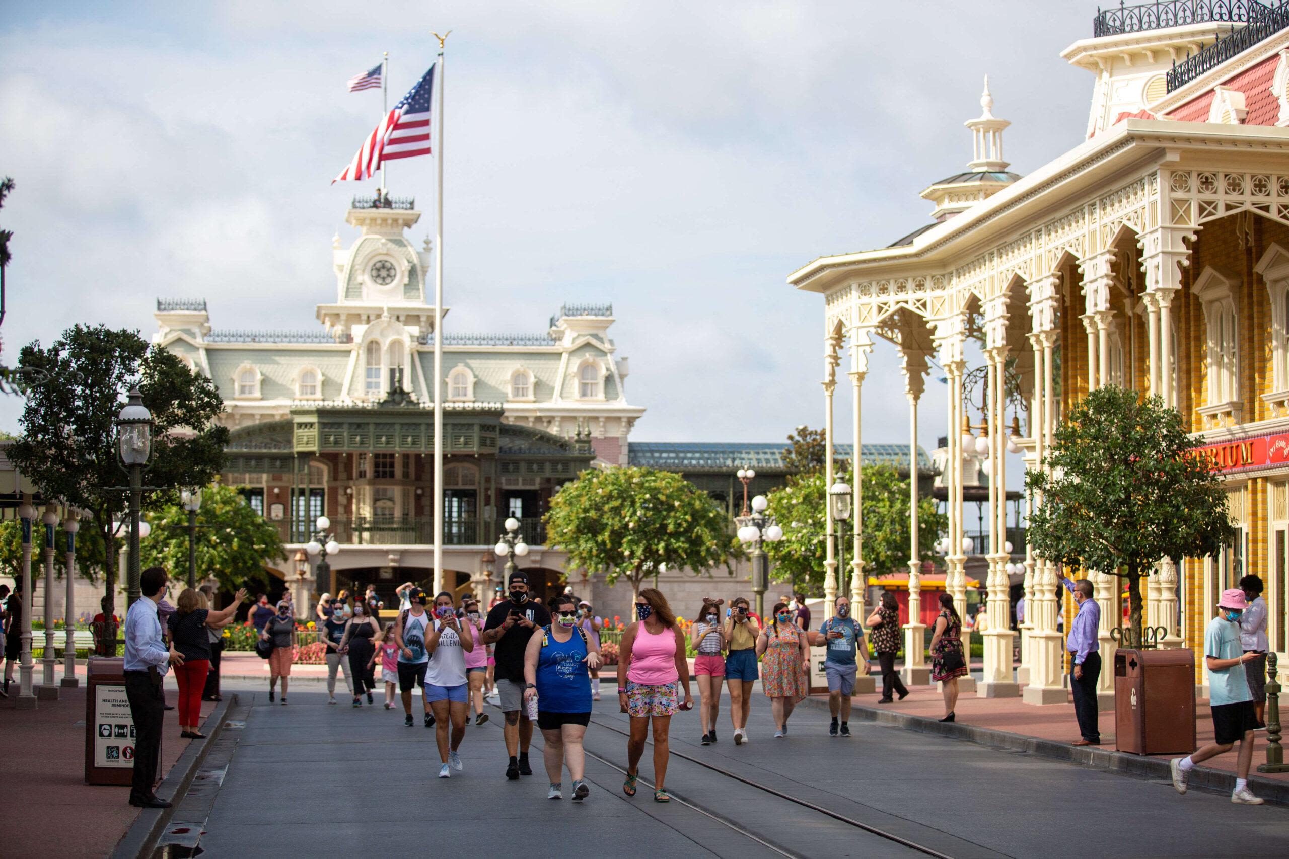 Disney Employee Dressed As Goofy Claims He Was Groped