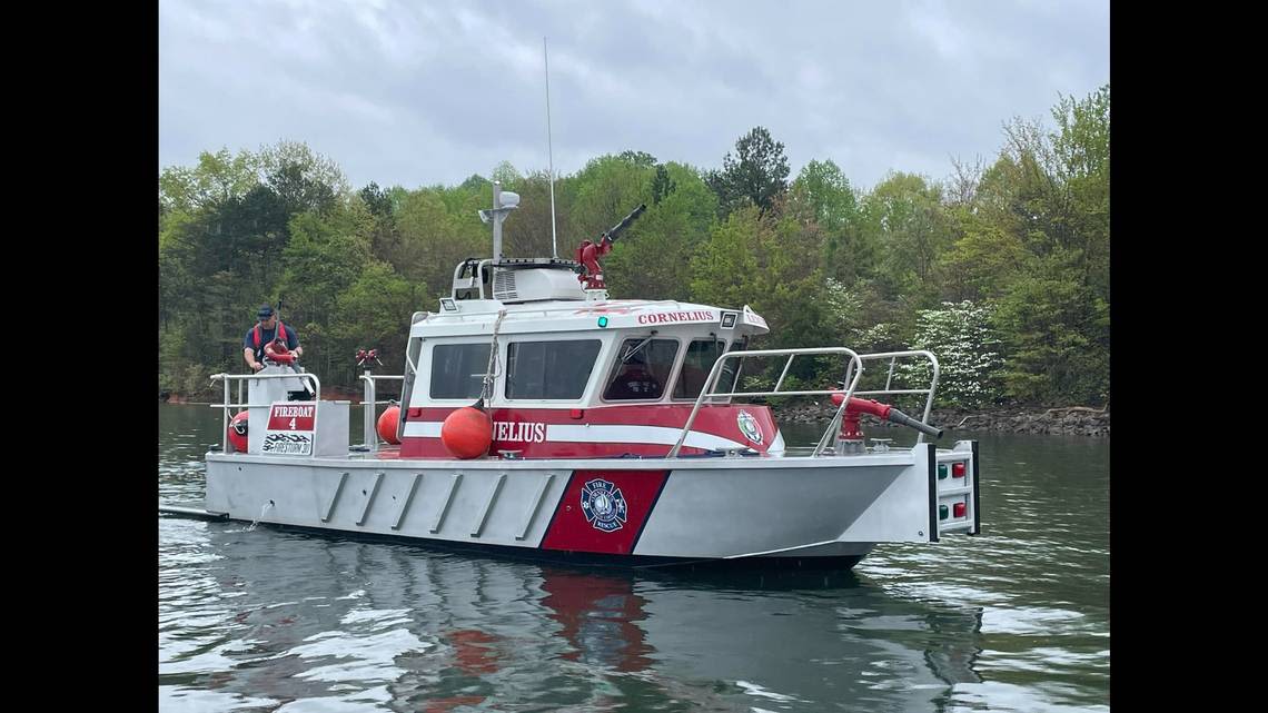 Search underway for missing swimmer near popular Lake Norman sandbar, NC officials say