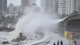 Heavy rains in Mumbai leads to waterlogging on roads, delays trains; two more lakes overflow