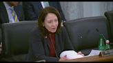 Cantwell grills FAA head on safety of air travel, recent close calls
