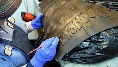 Jackie Robinson is rebuilt in bronze in Colorado after theft of statue from Kansas park