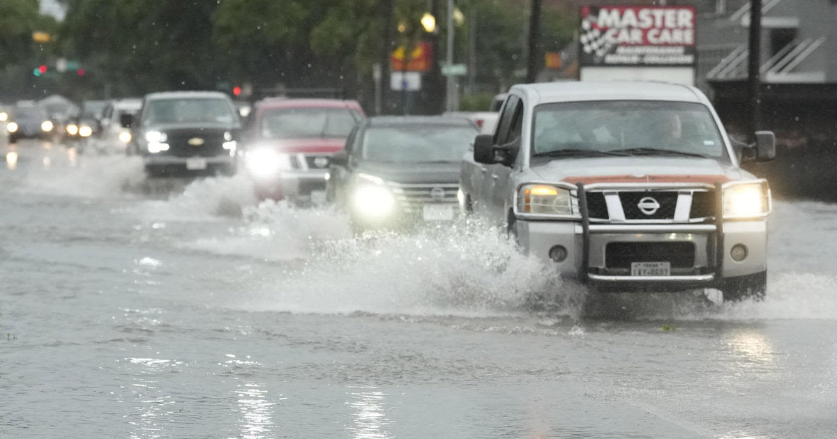 Storms leave widespread outages across Texas, cleanup continues after deadly weekend across U.S.