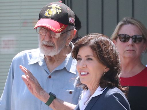 'Welcome home': Hochul tours Rockland's Homes for Heroes, housing for veterans