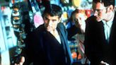 ...Quentin Tarantino y Robert Rodríguez dirigen a George Clooney, Salma Hayek y Danny Trejo en una obra única con el baile más sexy de la historia del cine