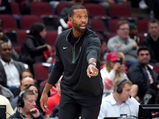 Charlotte Hornets hire Celtics assistant coach Charles Lee to be their next head coach