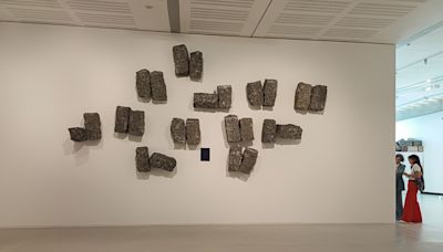 "Más allá del horizonte", el arte contemporáneo de Giovanni Anselmo pasa de Bilbao a Roma