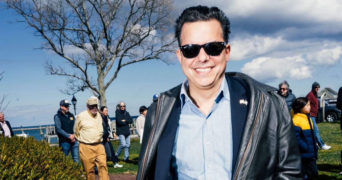 Do We Still Elect Nice, Boring Guys Like John Avlon to Congress These Days?