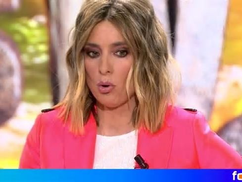 Sandra Barneda corta a Carmen Borrego para que no hable de un misterio de 'Supervivientes' en 'Así es la vida'