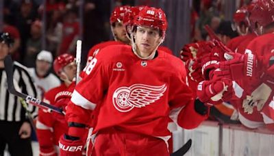 Red Wings’ Patrick Kane Mulling Exit, Linked to 3 Contenders
