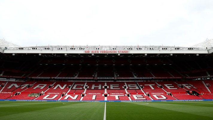 Man Utd move forward with staff redundancy plan