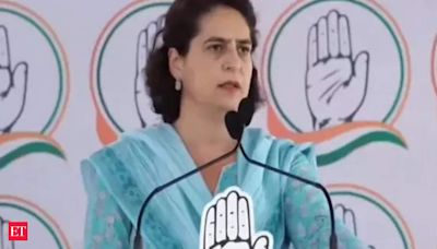 Attack on Constitution: Priyanka Gandhi slams order asking eateries to display names of owners