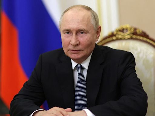 'Putin tells Iran: You can hit Israel, just don't kill any civilians'