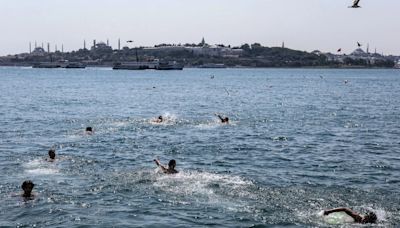 En medio de temperaturas récords mueren en una semana 21 personas ahogadas en Turquía
