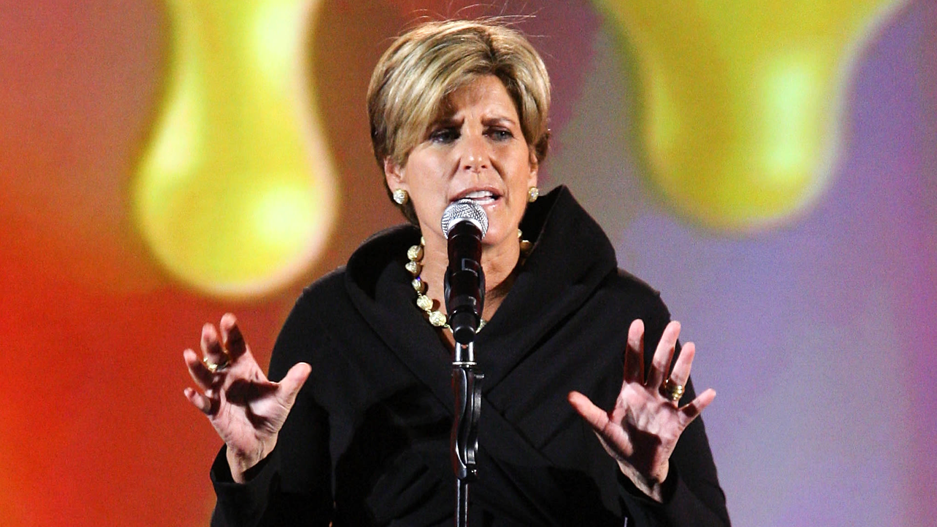 Suze Orman: This Is the Smartest Move You Could Make With Your Money This Year