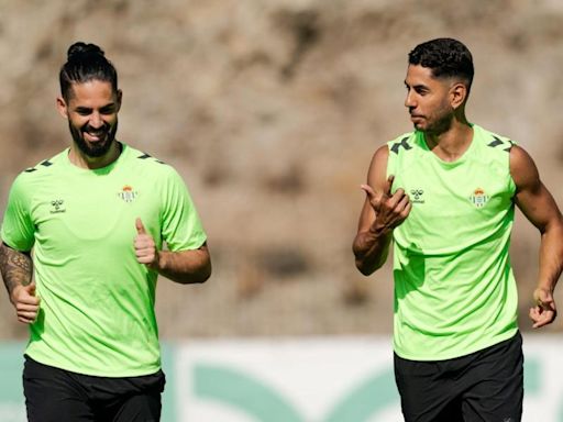 Primer entrenamiento de Isco con el grupo