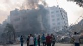 A media freedom group accuses Israel and Hamas of war crimes and reports deaths of 34 journalists