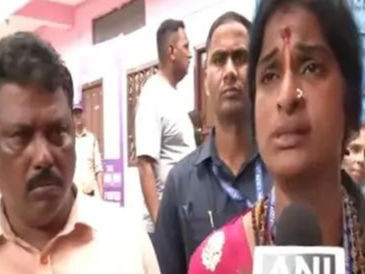 "90 per cent of booths are compromised," alleges Hyderabad BJP candidate Madhavi Latha - Times of India