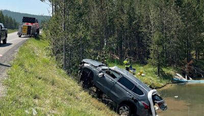 SUV drives into geyser at Yellowstone National Park