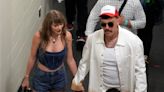 Taylor Swift aparece en el estadio para atestiguar triunfo de Kelce y Chiefs sobre Ravens