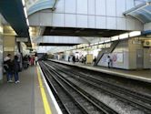 Hammersmith tube station (District and Piccadilly lines)