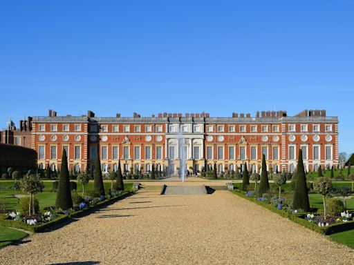 We've tracked down the most beautiful stately homes in Great Britain