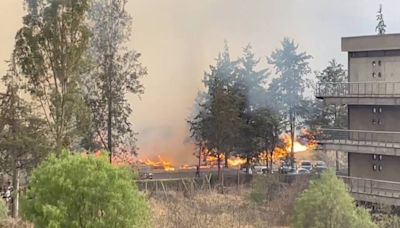 UACM desaloja su campus San Lorenzo Tezonco por incendio de pastizal