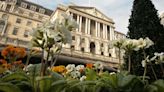 BOE Holds Rates Despite Inflation Falling. Why It’s Playing Fed’s Waiting Game.