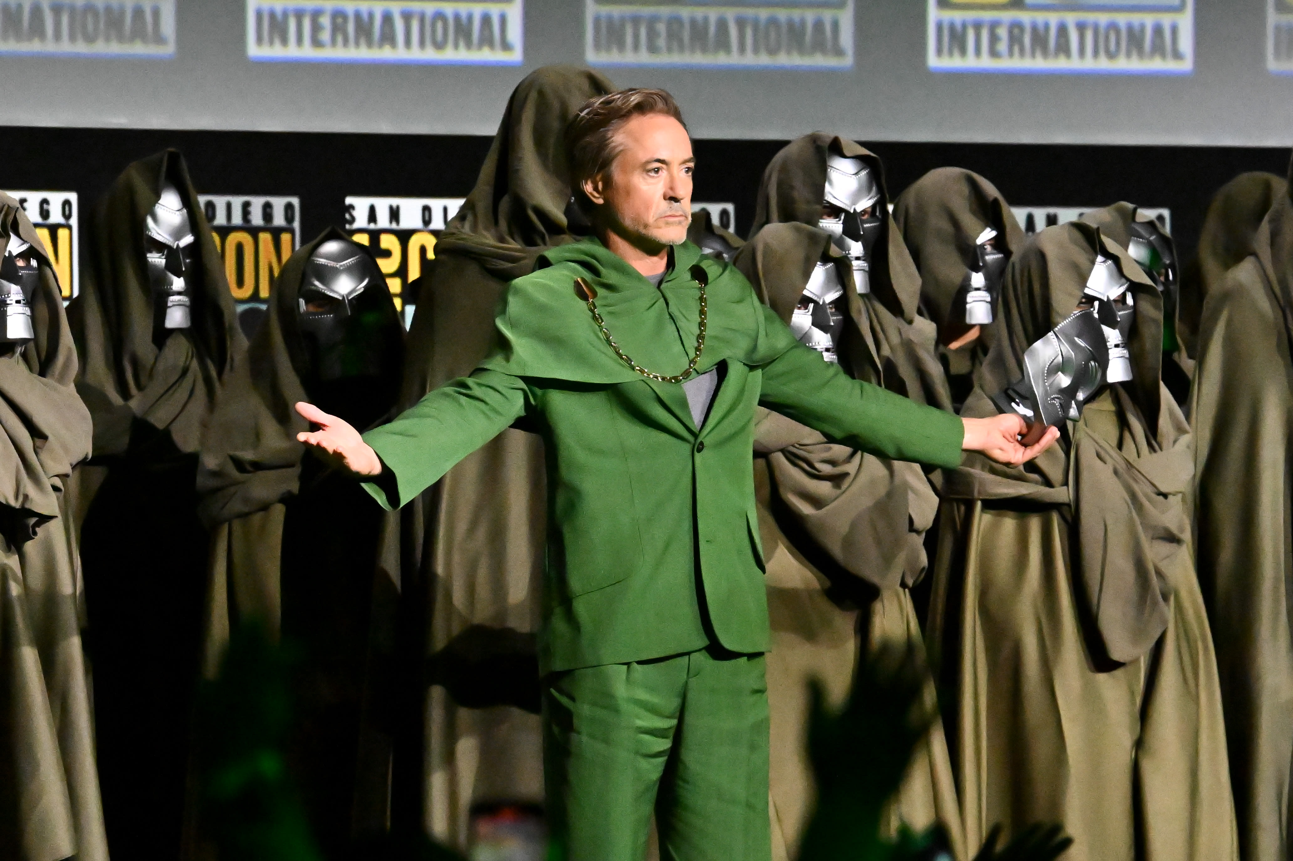 Robert Downey Jr Playing Dr. Doom In Russo Brothers’ ‘Avengers: Doomsday’ & ‘Avengers: Secret Wars’ – Comic-Con