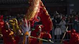 Los viajeros chinos regresan con fuerza para celebrar el Año del Dragón