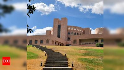 Isb Hyderabad In Top 100 Business School List | Hyderabad News - Times of India