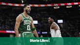 Tatum logra 33 puntos; Celtics vencen a Cavs y recuperan ventaja en la serie