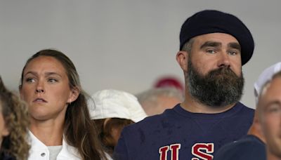 Jason and Kylie Kelce take in U.S. field hockey opener at the Paris Olympics