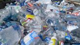 Equivale a 12 estadios de fútbol: cuál es la cifra de residuos plásticos que se reciclan en el país