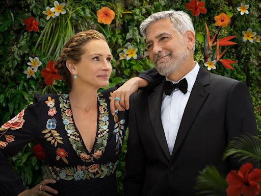 Julia Roberts and George Clooney's rom-com is now on Netflix