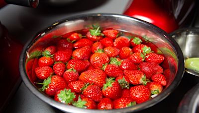 So waschen Sie Erdbeeren richtig