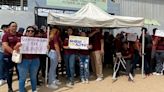 Normalistas protestan por falta de una escuela digna en BCS