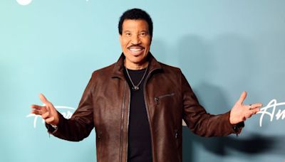 Lionel Richie Revealed Which Artist Is Still a ‘Nervous Wreck’ After ‘The Greatest Night in Pop’