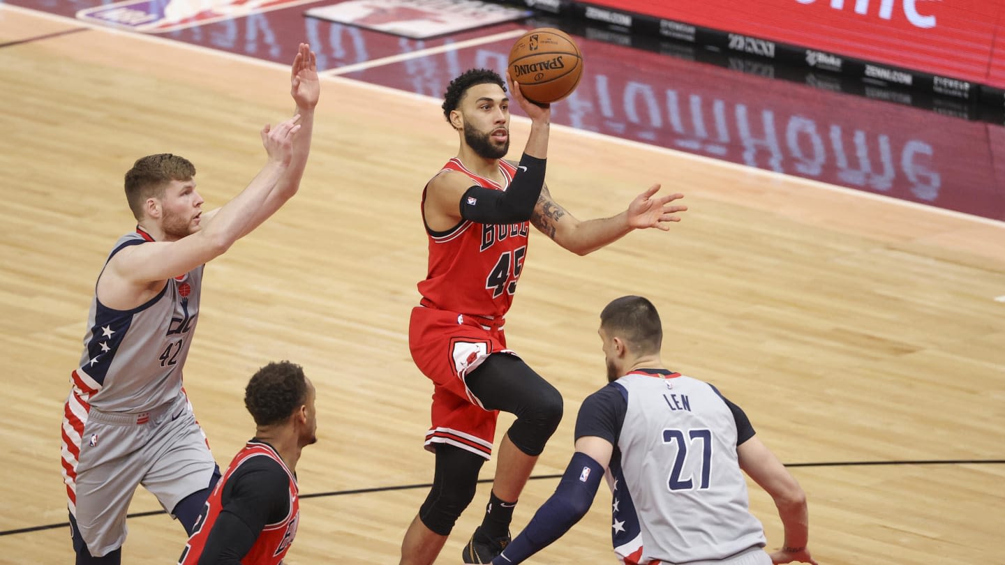 Former Michigan State Basketball Star Denzel Valentine Wins LBA Championship