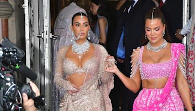 Kim e Khloe Kardashian: diamantes para segundo dia de casamento de 'novos marajás' da Índia